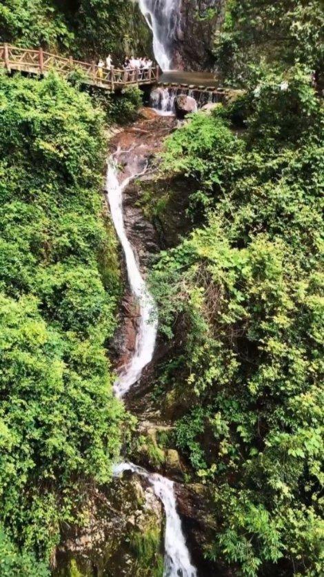 现代温泉屋逃脱2